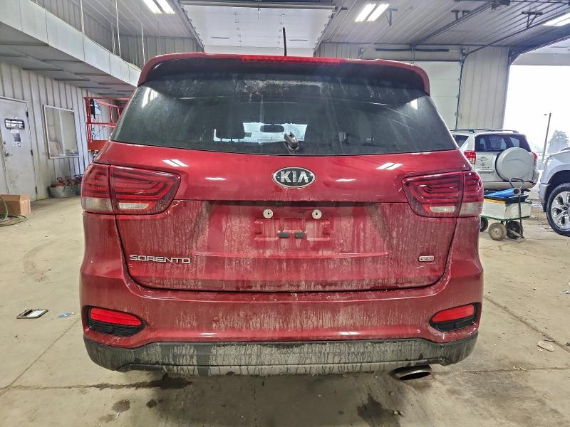 Фото 6 - KIA SORENTO