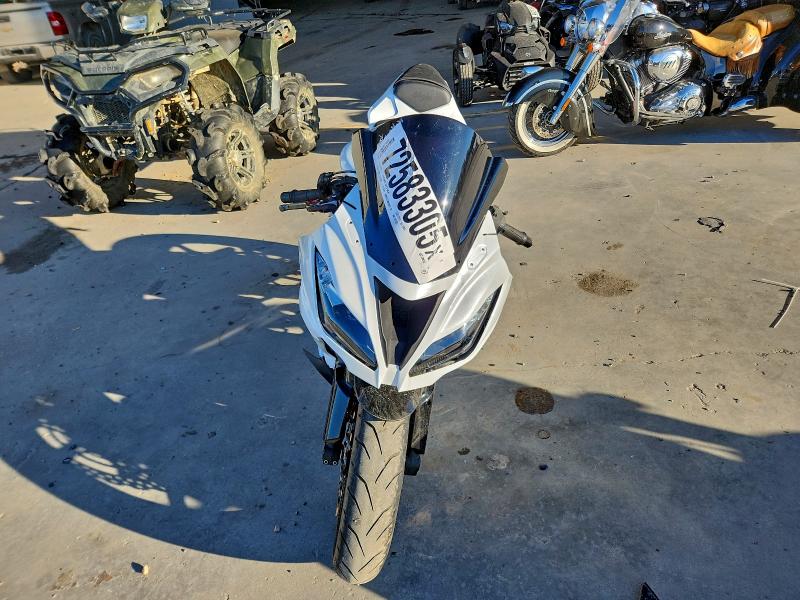 KAWASAKI NINJA 600 2015