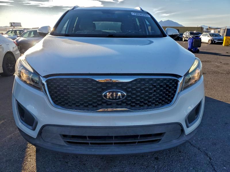 Фото 5 - KIA SORENTO