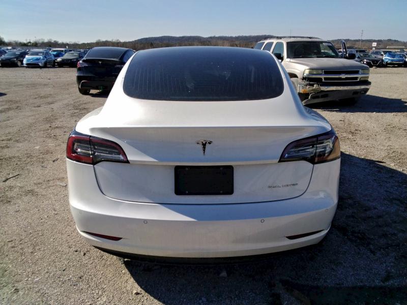 Фото 6 - TESLA MODEL 3