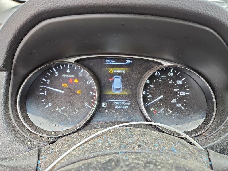 Фото 9 - NISSAN ROGUE