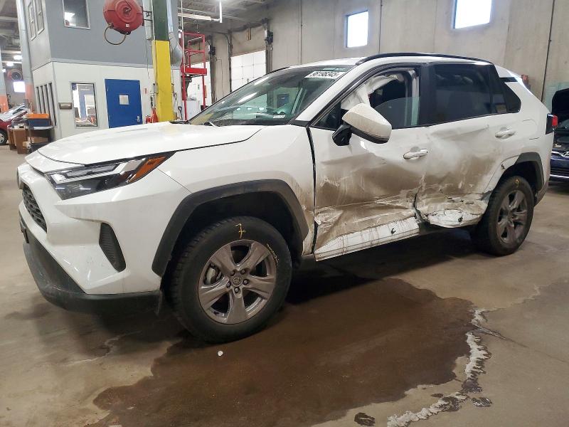 Фото 1 - TOYOTA RAV4