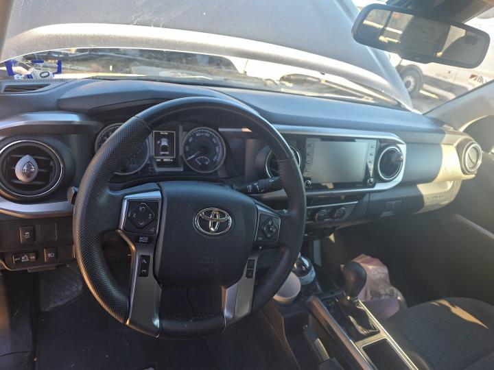 Фото 9 - TOYOTA TACOMA