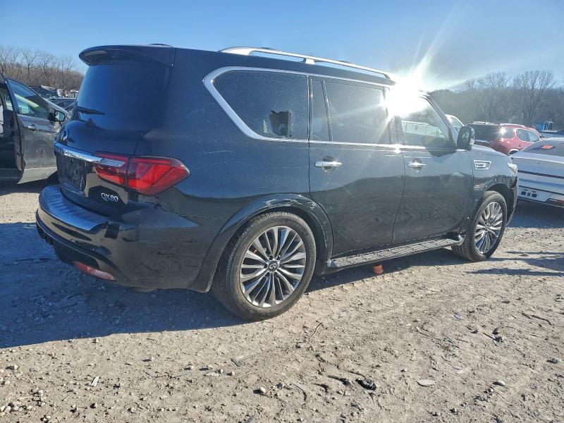 Фото 3 - INFINITI QX80