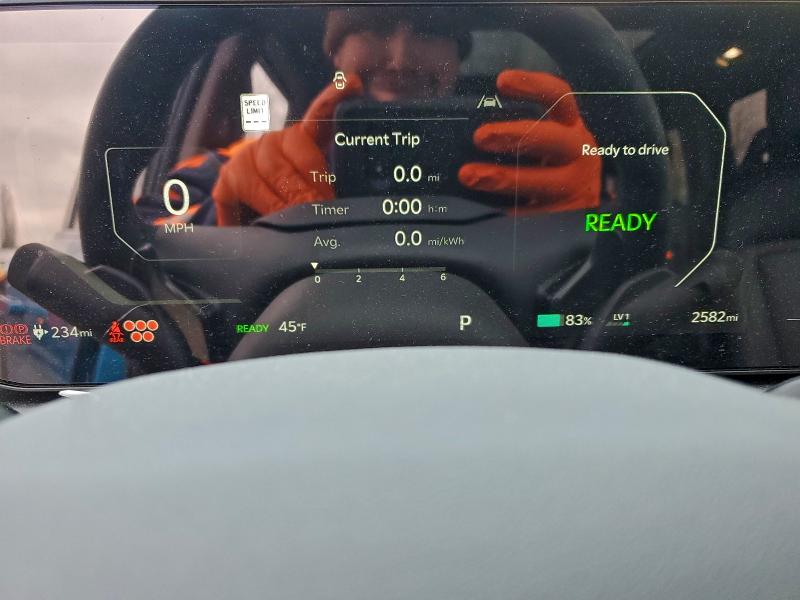 KIA EV9 WIND 2026 VIN 5XYAFFS51TG006757