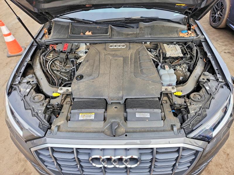 Фото 12 - AUDI Q7