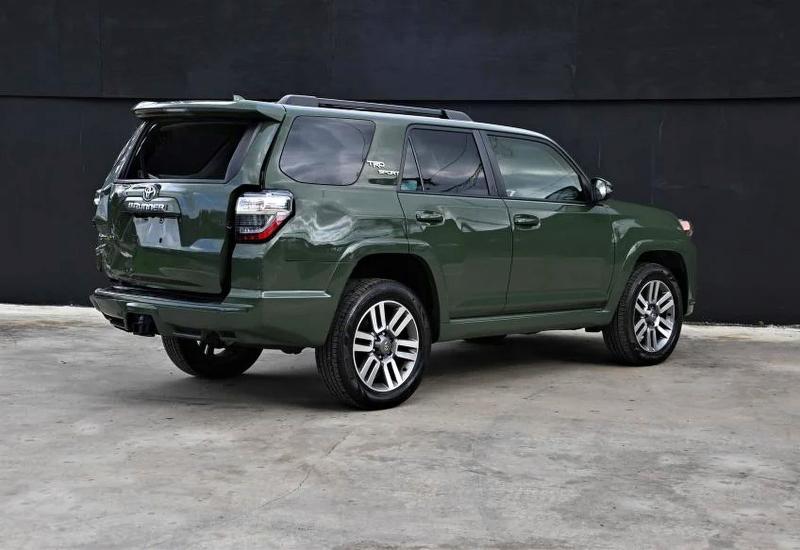 Фото 4 - TOYOTA 4RUNNER