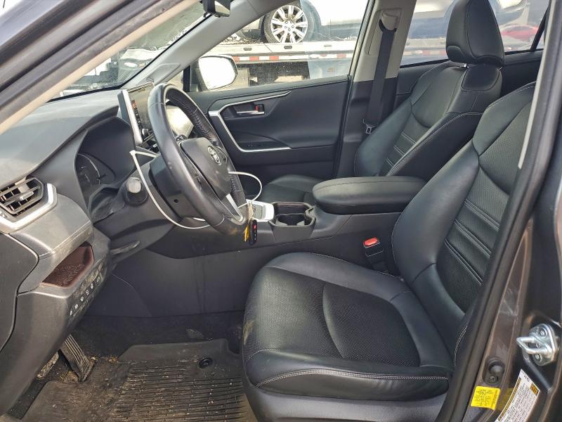 Фото 7 - TOYOTA RAV4