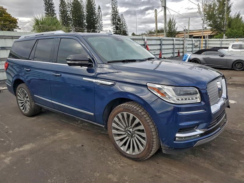 Фото 4 - LINCOLN NAVIGATOR