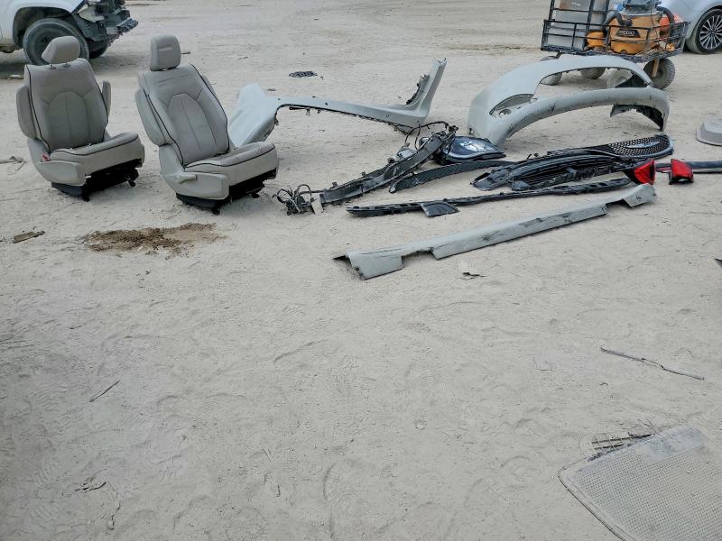 Фото 13 - CHRYSLER PACIFICA