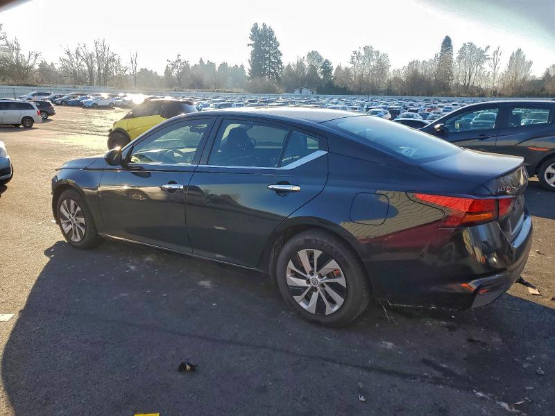 Фото 2 - NISSAN ALTIMA