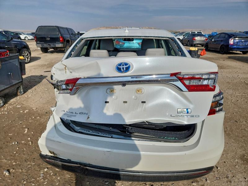 Фото 6 - TOYOTA AVALON