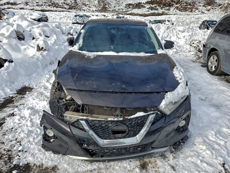 Фото 5 - NISSAN MAXIMA