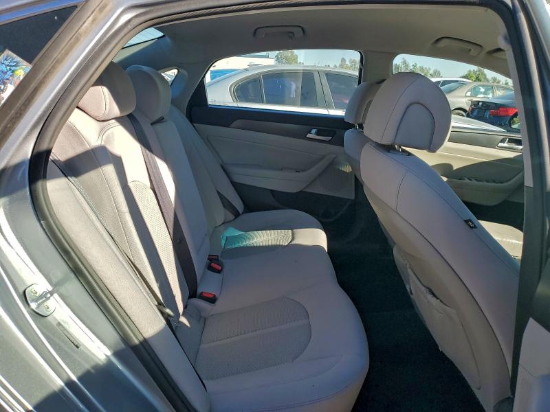 Фото 10 - HYUNDAI SONATA