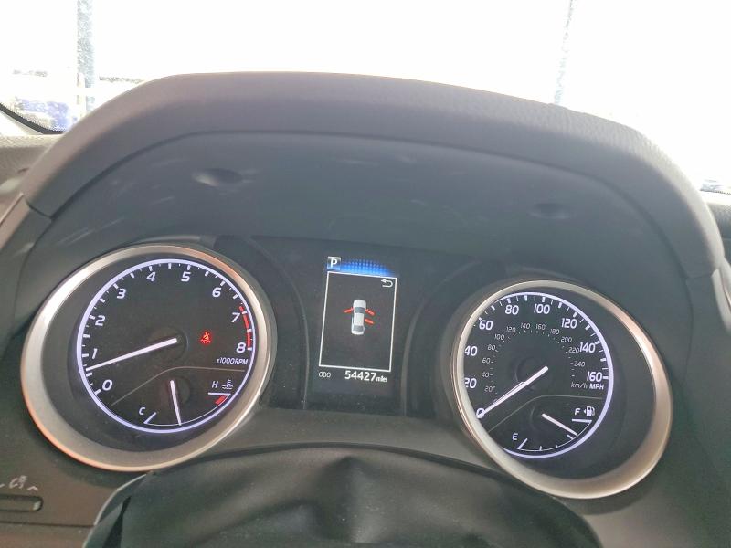 Фото 9 - TOYOTA CAMRY