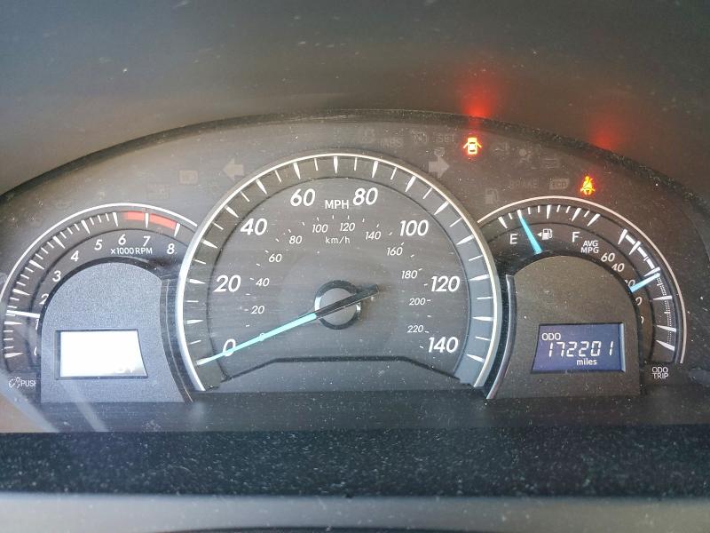 Фото 9 - TOYOTA CAMRY