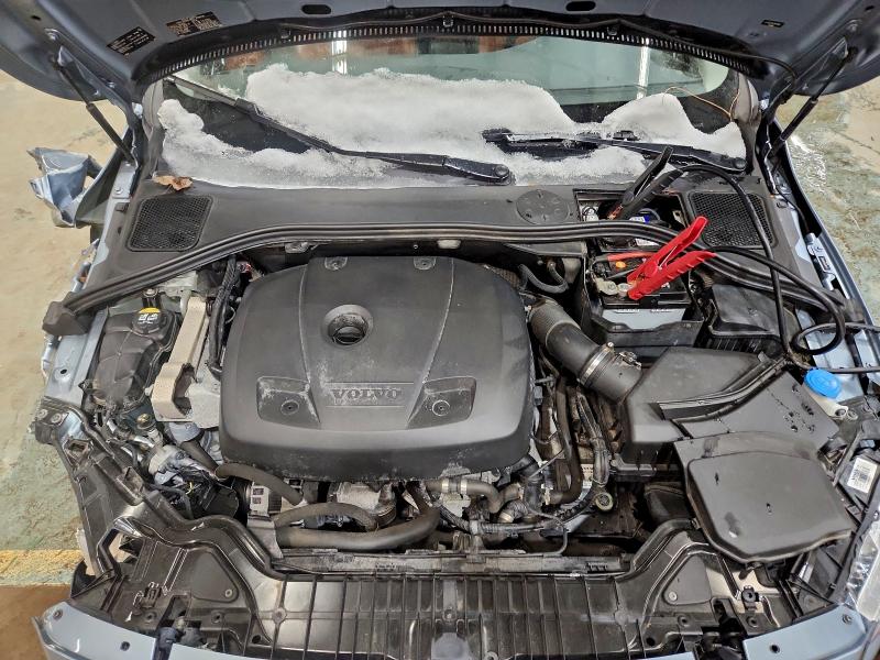 Фото 11 - VOLVO S60