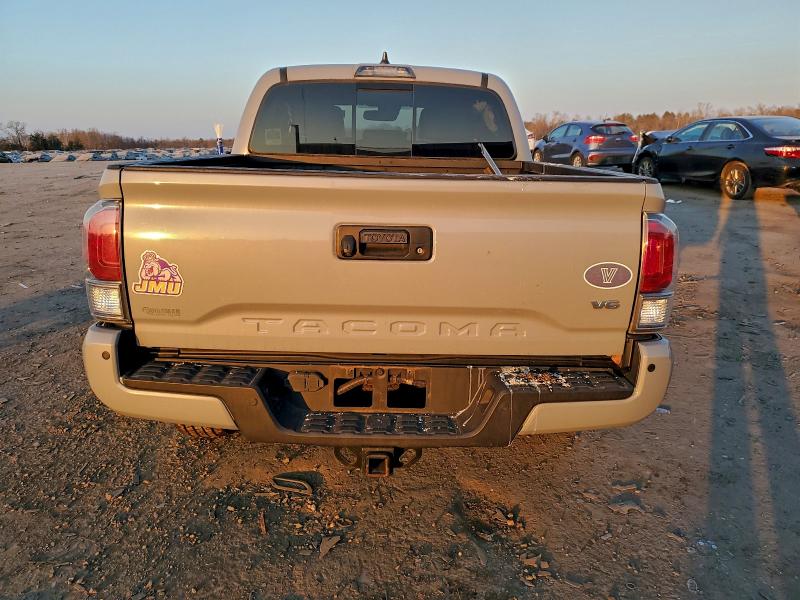 Фото 6 - TOYOTA TACOMA