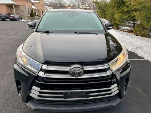 Фото 5 - TOYOTA HIGHLANDER