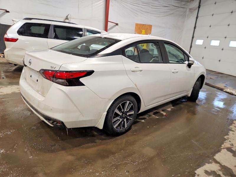 Фото 3 - NISSAN VERSA