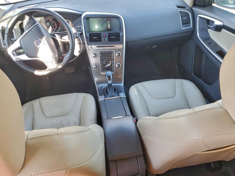 Фото 8 - VOLVO XC60