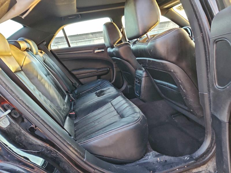 Фото 10 - CHRYSLER 300