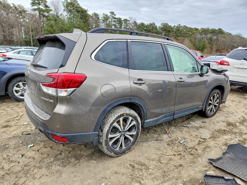 Фото 3 - SUBARU FORESTER