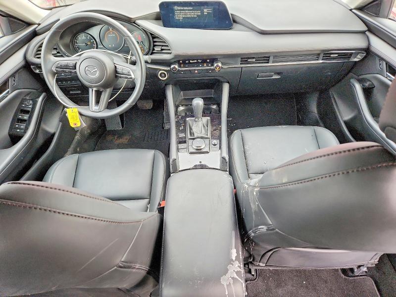 Фото 8 - MAZDA 3