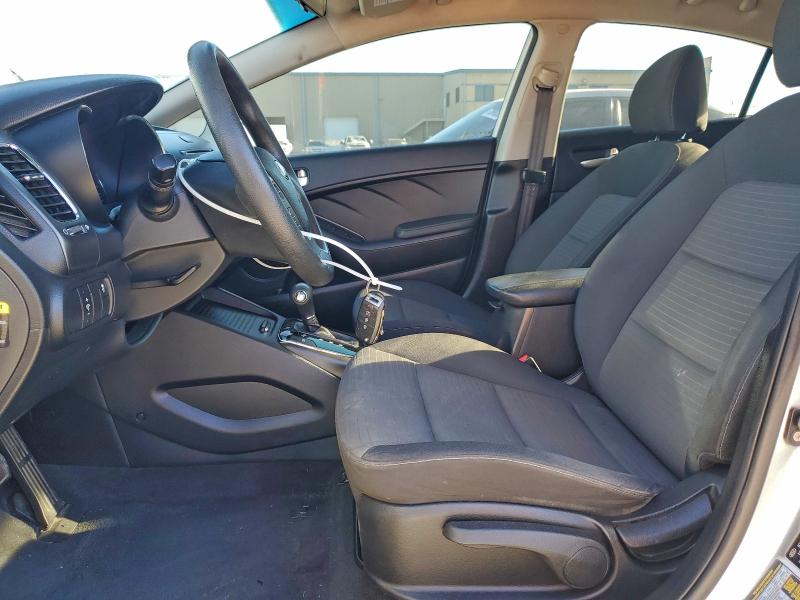 Фото 7 - KIA FORTE