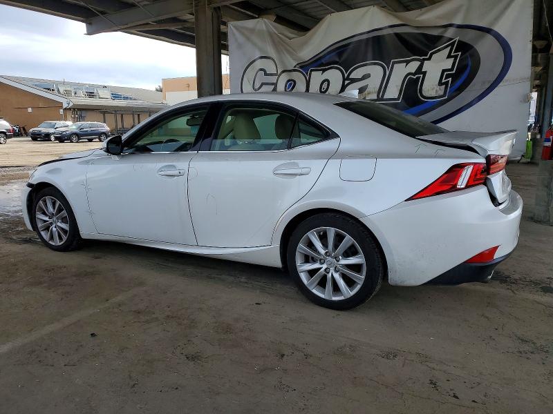 Фото 2 - LEXUS IS