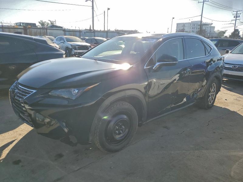 Фото 1 - LEXUS NX
