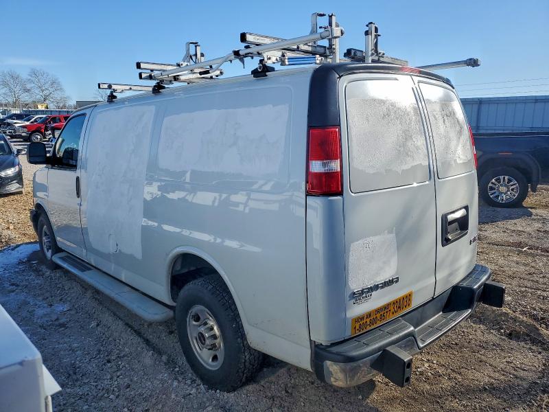 Фото 2 - GMC SAVANA