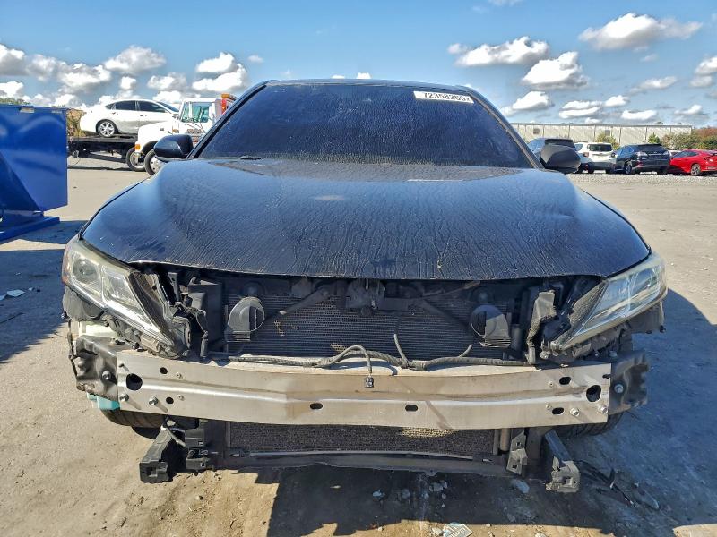 Фото 5 - TOYOTA CAMRY