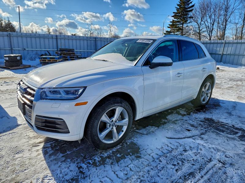 Фото 1 - AUDI Q5
