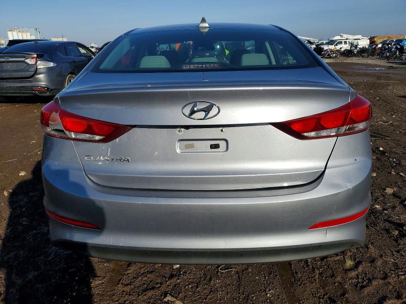 Фото 6 - HYUNDAI ELANTRA