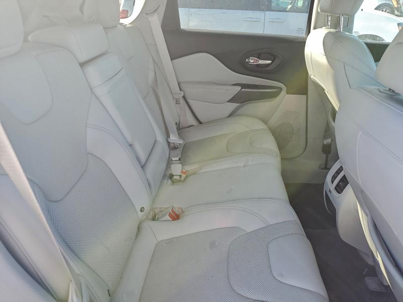 Фото 10 - JEEP GRAND CHER