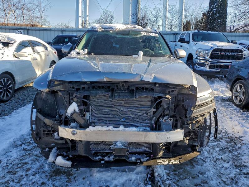 GENESIS GV80 STAND 2025 VIN KMUHFESB6SU236710