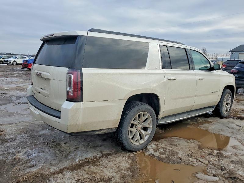 Фото 3 - GMC YUKON