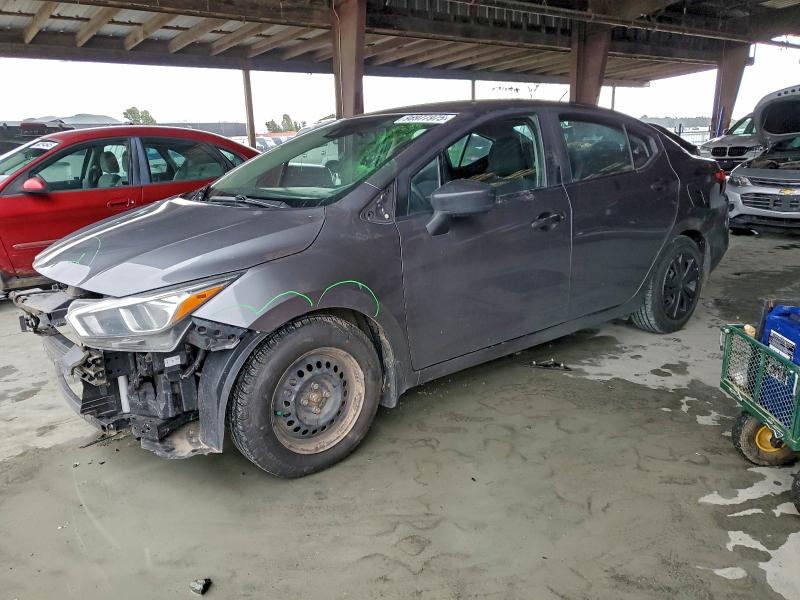 Фото 1 - NISSAN VERSA