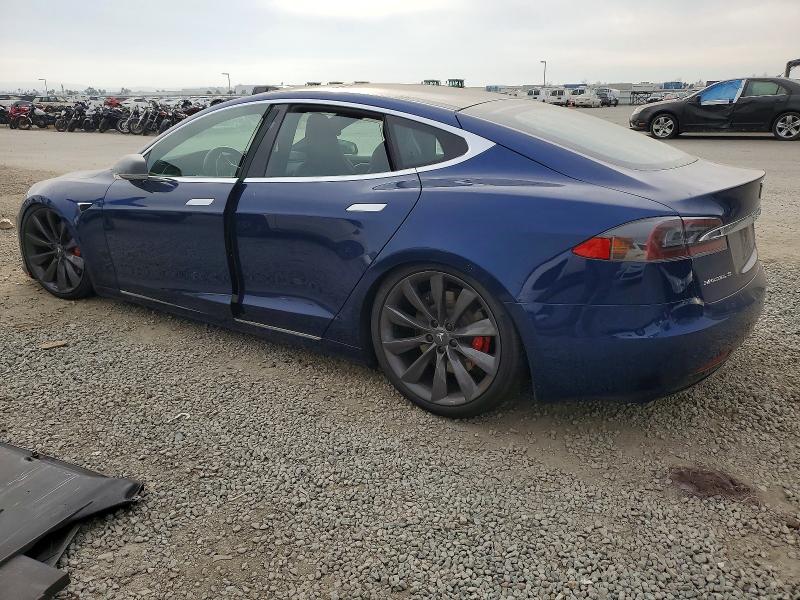 Фото 2 - TESLA MODEL S