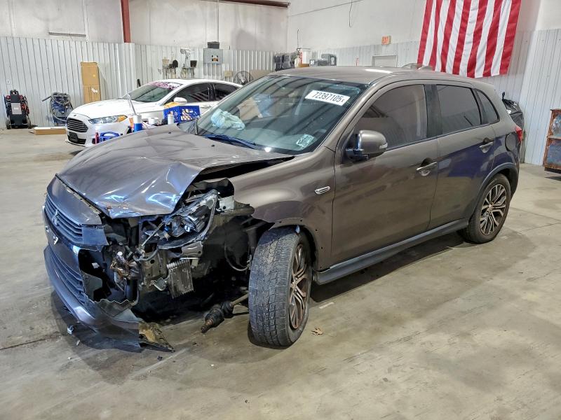 Фото 1 - MITSUBISHI OUTLANDER