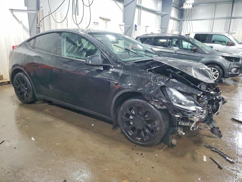 Фото 4 - TESLA MODEL Y