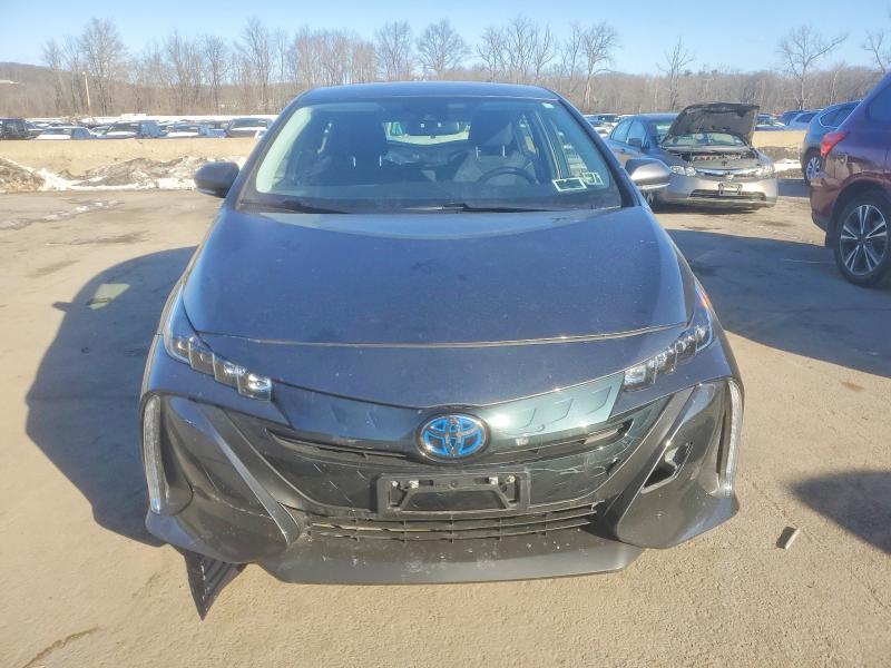 Фото 5 - TOYOTA PRIUS