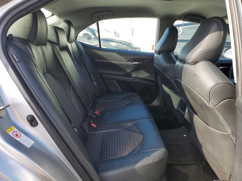 Фото 10 - TOYOTA CAMRY