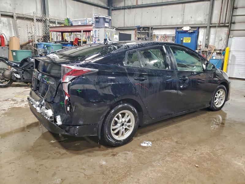 Фото 3 - TOYOTA PRIUS