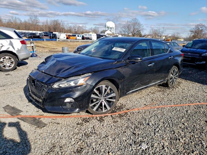 Фото 1 - NISSAN ALTIMA