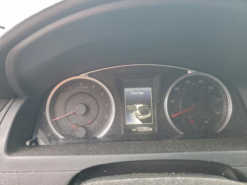 Фото 9 - TOYOTA CAMRY