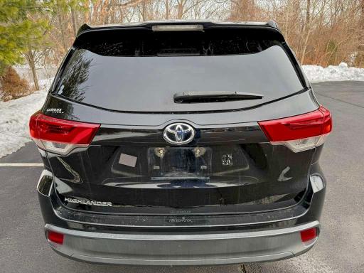 Фото 6 - TOYOTA HIGHLANDER