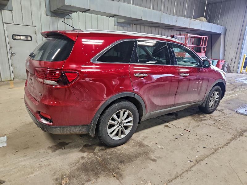 Фото 3 - KIA SORENTO