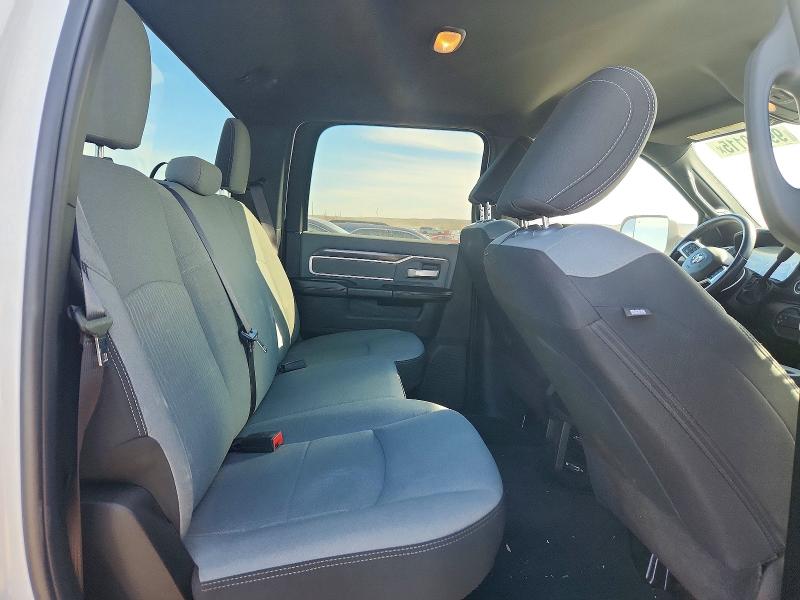 Фото 10 - RAM 2500